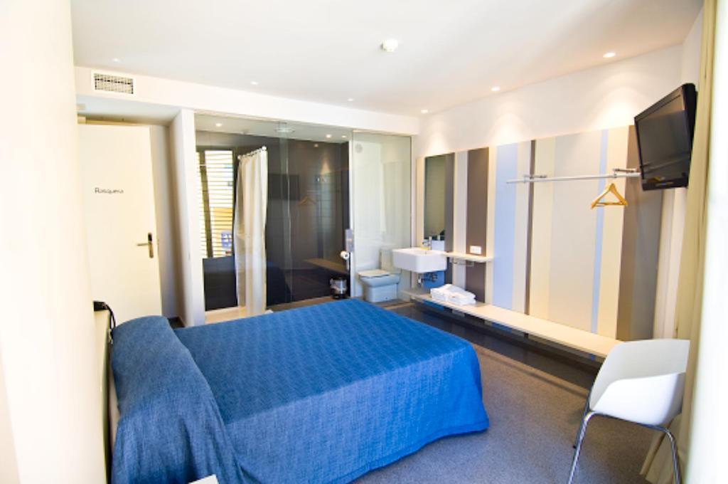 Hostal La Creu Mora d'Ebre Room photo